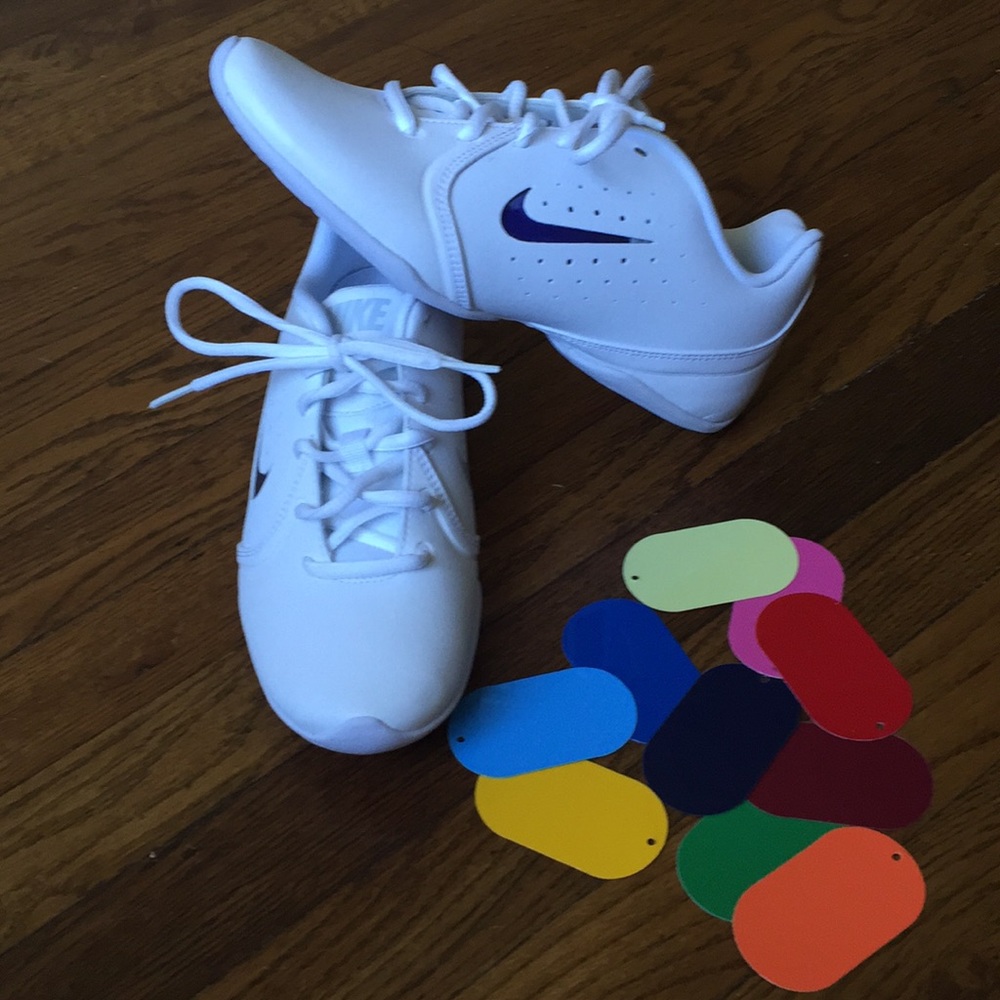 Brand new Nike Cheer shoes size 8 (women’s size 8)